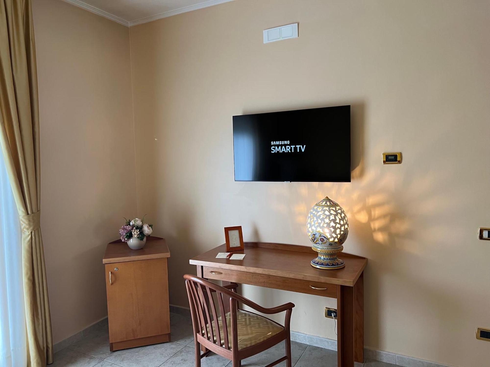 Hotel Maddaloni Tufino المظهر الخارجي الصورة