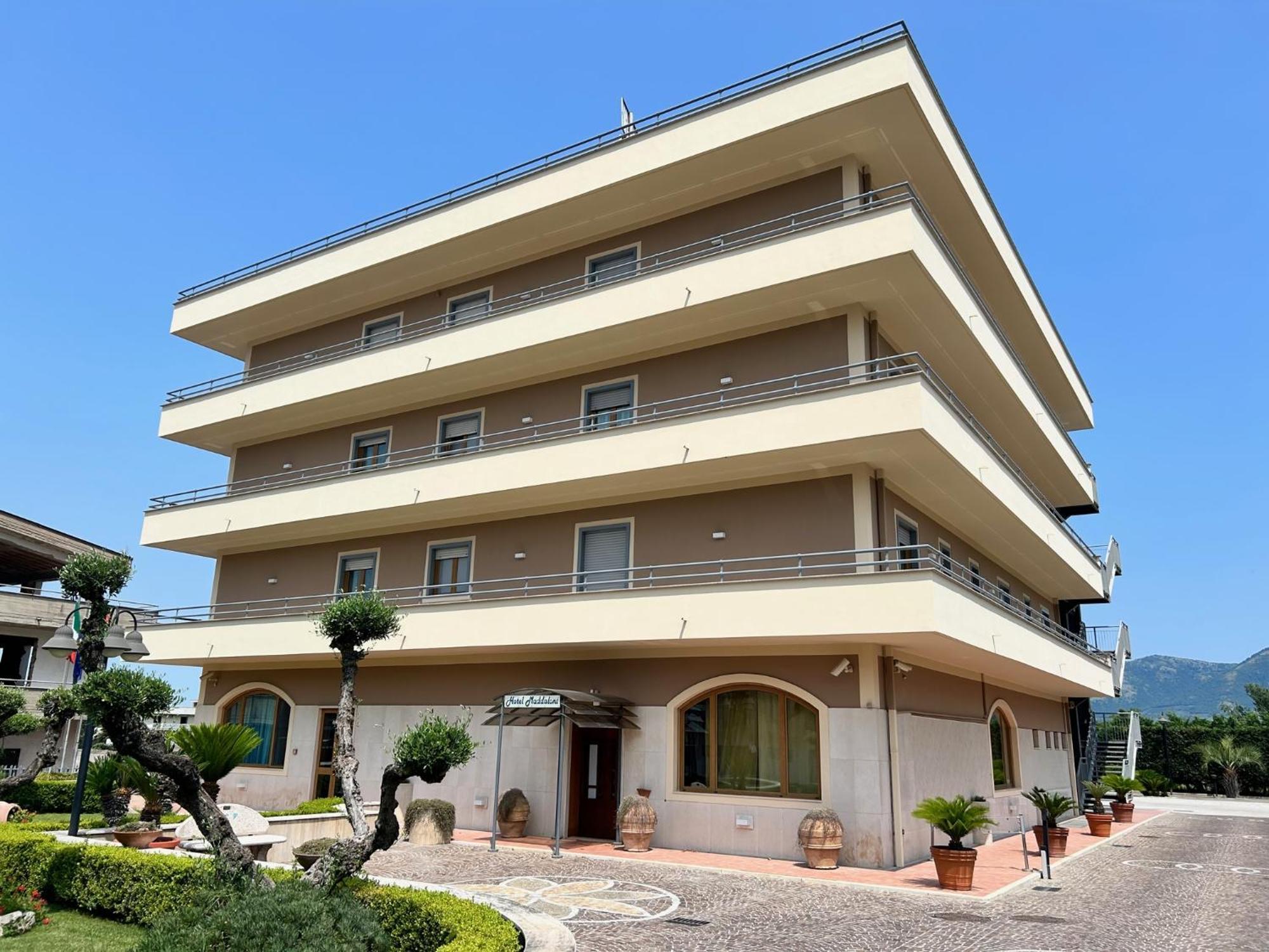 Hotel Maddaloni Tufino المظهر الخارجي الصورة